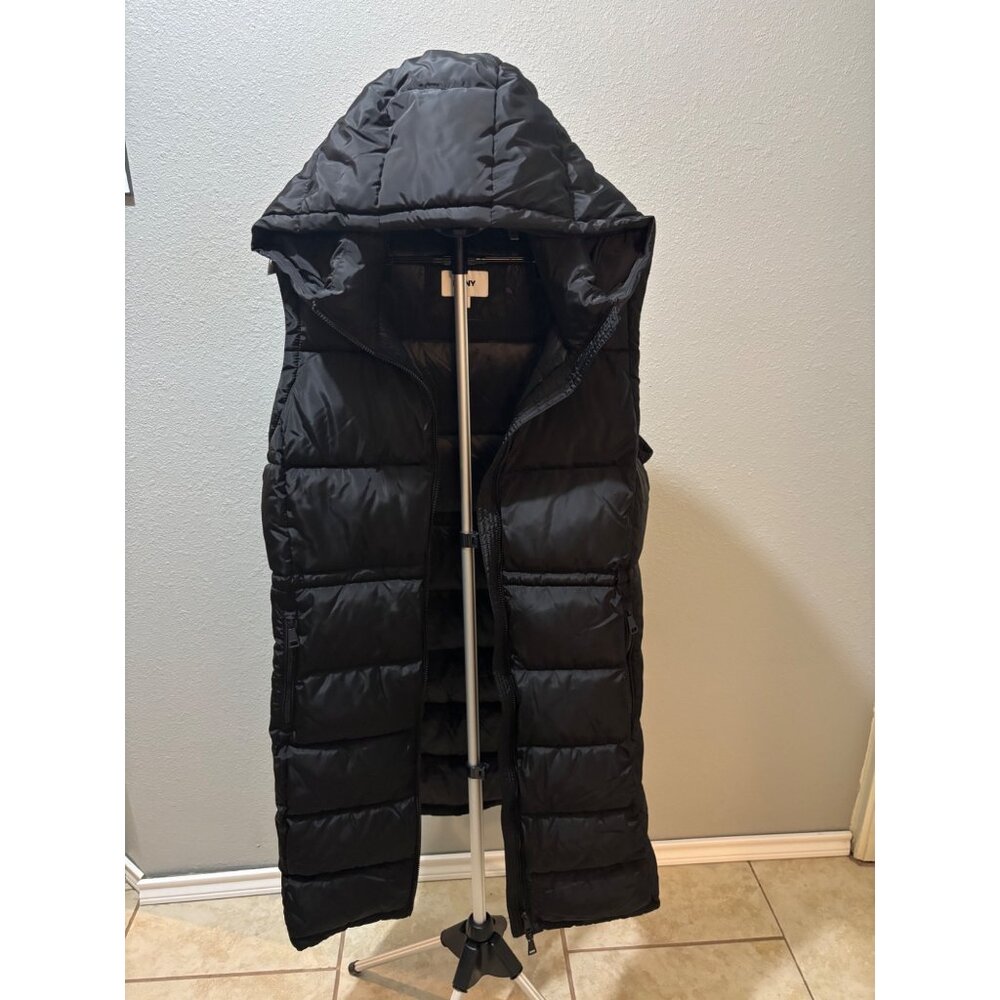 Designer DKNY Black Puffer long jacket - Size Large - NWT